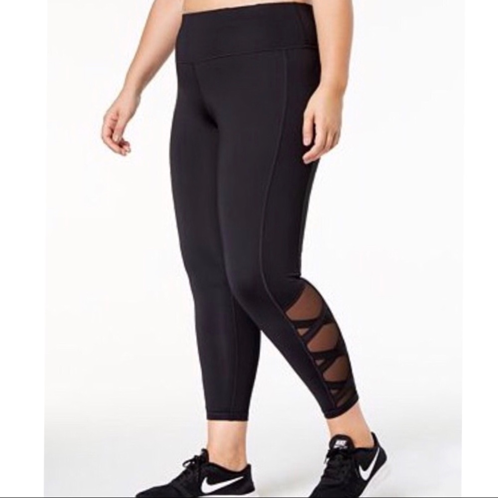 Cross Cross Mesh Leggings